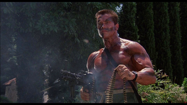 Arnold Schwarzenegger in Commando