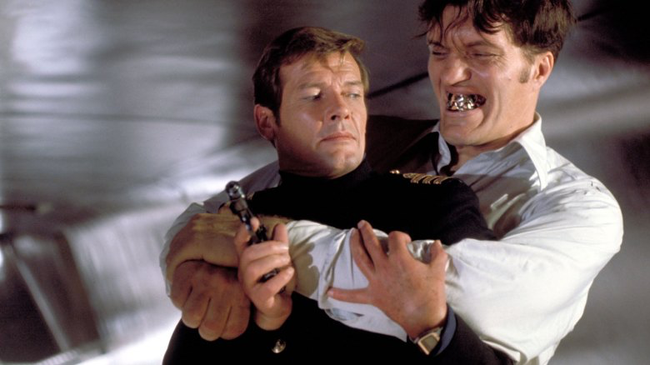 Roger Moore & Richard Kiel in The Spy Who Loved Me