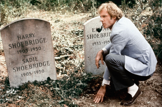 Bruce Dern in Family Plot