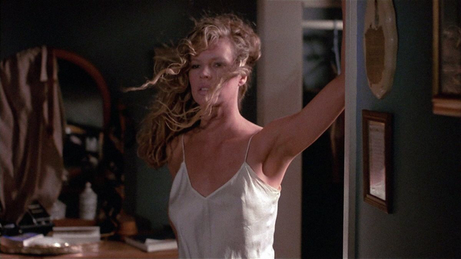 Kim Basinger in My Stepmother is an Alien