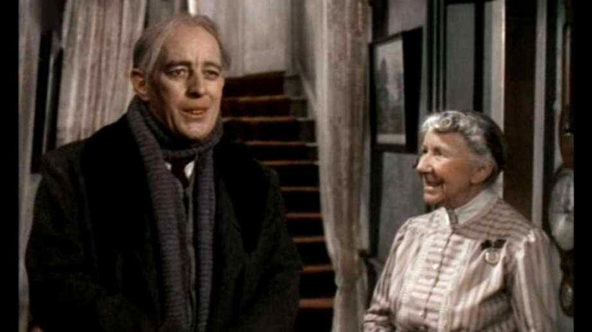 Alec Guinness & Katie Johnson in The Ladykillers