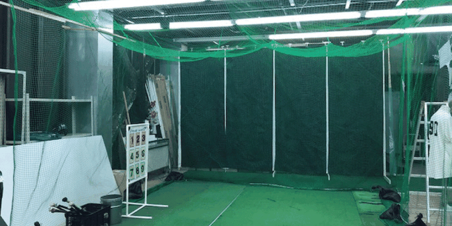 店内には常設の練習スペースもございます。