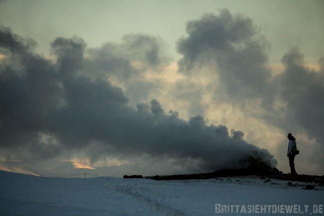 Iceland,tipps,car,winter,february,north,myvatn,street,ice,snow