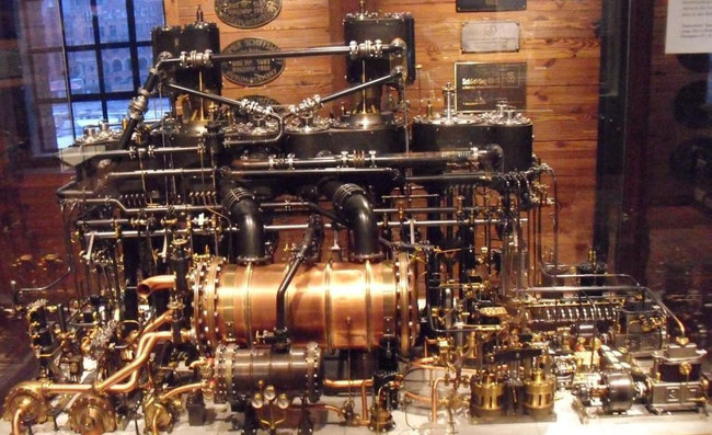Modell einer der zwei Antriebsanlagen der Deutschland (Foto Dr. Hochhaus)