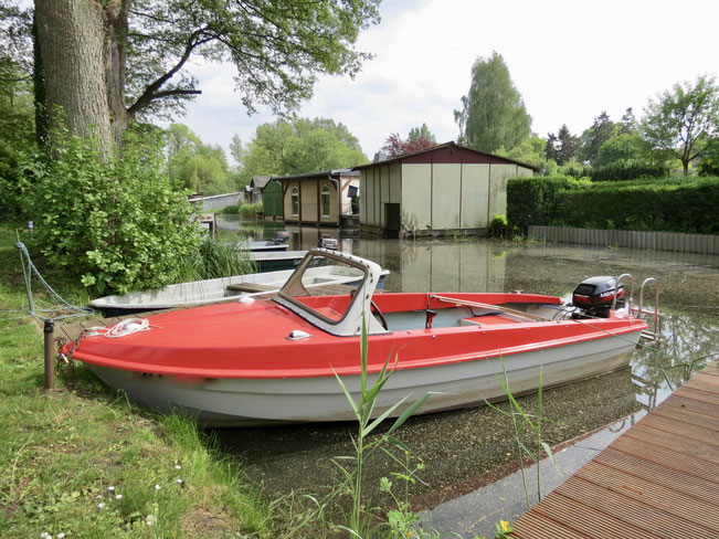 Sportboot "Ibis I" mit starkem 9,9 PS-Motor (führerscheinfrei)