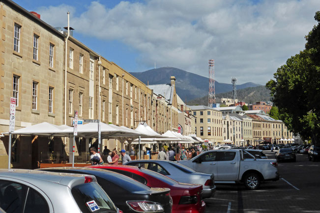 Salamanca Place and Kunanyi-Mt wellington 