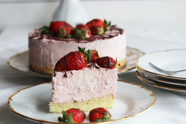 Erdbeer Käsesahnekuchen Rezept Oligarto Blogzine Backen