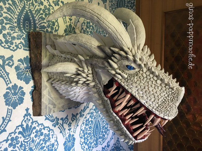 Viserion, ginas-pappmache.de, Dragon, Dragontrophy, art, papermache,