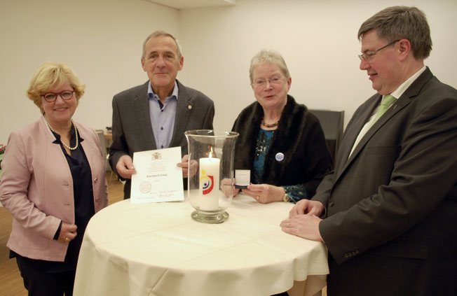 Gabriele Eichwald-Wiestern, Eberhard Lang, Margit Jung und Propst Dr. Cleve