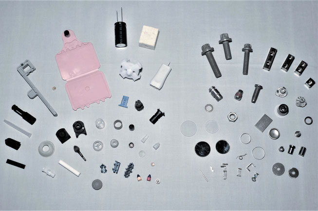 Bauteile aus der Auto - Elektro - Pharma und Lebensmittelindustrie