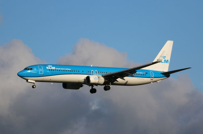 B 737-9K2 " PH-BXS " KLM Royal Dutch Airlines -2