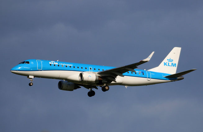 ERJ 175STD " PH-EXB "  KLM Cityhopper -1