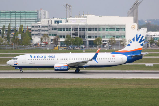 B 737-8HC/W  " TC-SEO " SunExpress -1