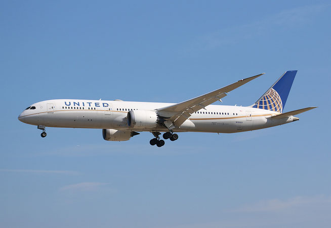 B 787-9 " N19951 "  United Airlines -1