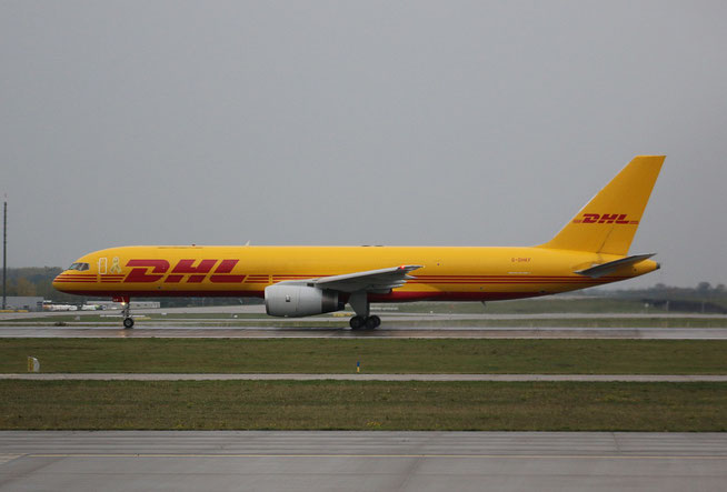 B 757-236(PCF) " G-DHKF " DHL Air -1