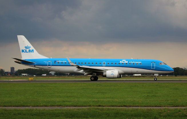 ERJ 190STD ( 190-100) " PH-EXE " KLM Cityhopper -2