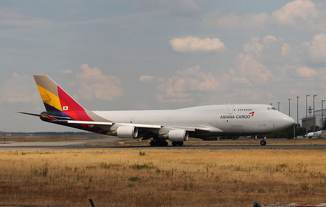B 747-48E (BDSF) " HL7415 "  Asiana Airlines -3