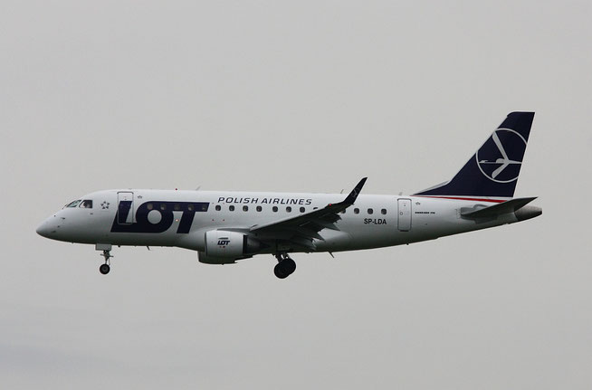 ERJ-170ST " SP-LDA " LOT Polish Airlines -1