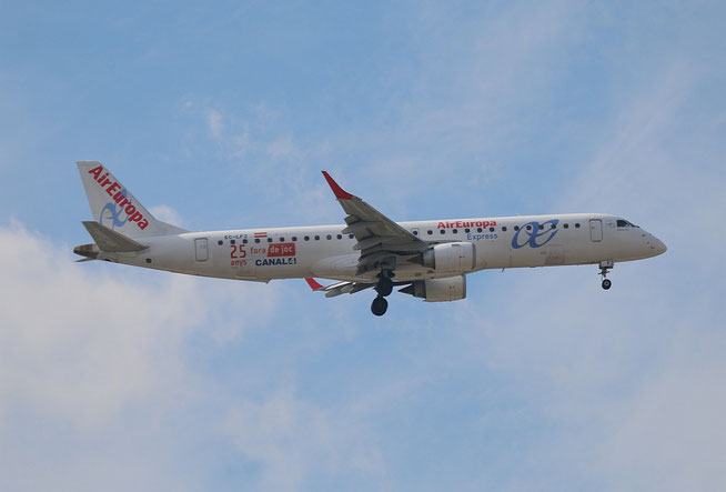 ERJ 195LR " EC-LFZ " Air Europa -2