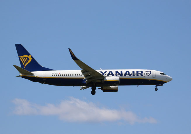 B 737-8AS/W " 9H-QDC "  Ryanair -1