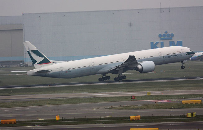 B 777-367ER " B-KQR " Cathay Pacific Airways -1