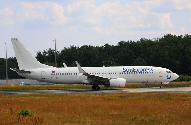 B 737-8K5/W " TC-SPF " SunExpress -1
