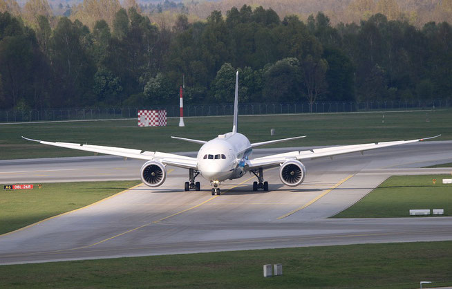 B 787-9 " JA877A " All Nippon Airways -1