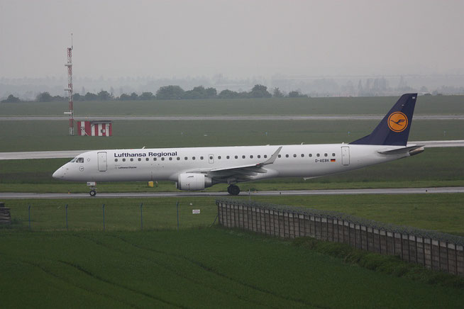 ERJ 195LR " D-AEBK " Lufthansa Cityline -2