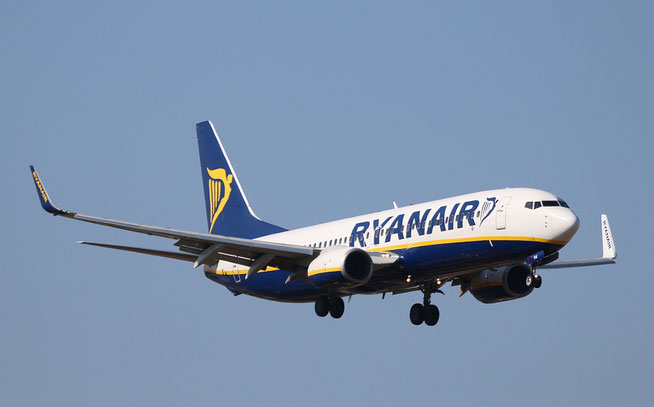 B 737-8AS (W)  " EI-EKW "  Ryanair -1