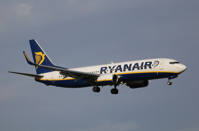 B 737-8AS (W)  " EI-EKL "  Ryanair -1
