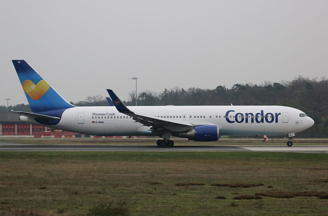 B 767-3Q8ER  " D-ABUL " Condor -1