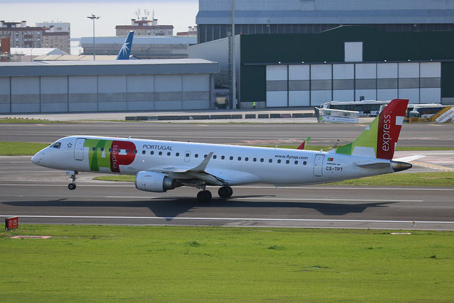 ERJ 190LR  " CS-TPT "  TAP Express -1