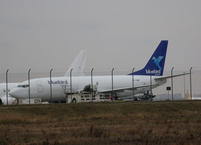 B 737-36E(QC) " TF-BBF " Bluebird Cargo -2