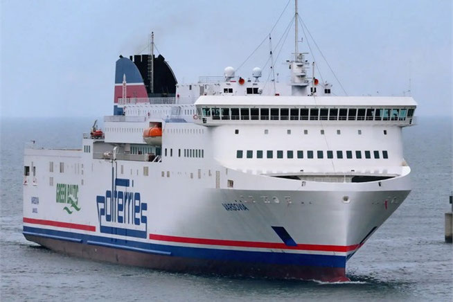 M/F Varsovia von Polferries 2026
