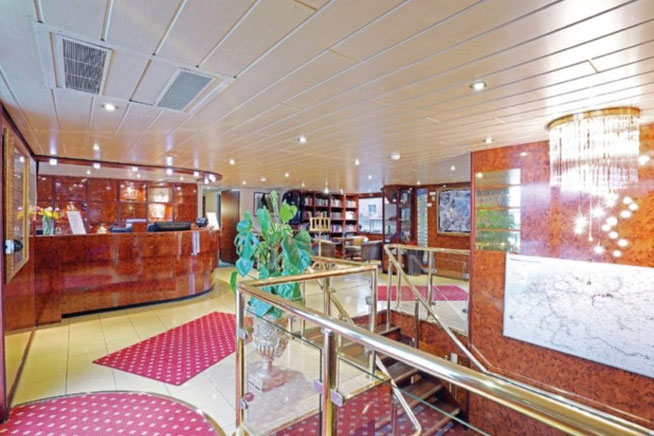 Bibliothek und Rezeption MS Sans Souci
