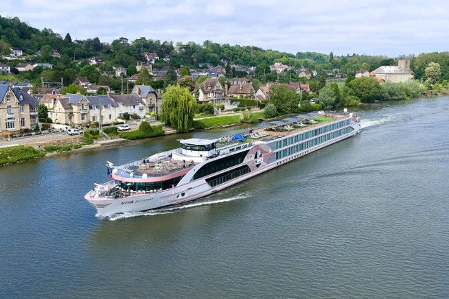 VIVA BEYOND in Paris 2026