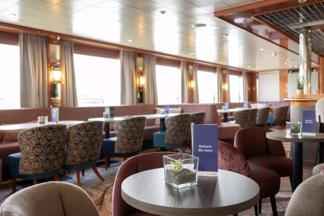 Panorama-Bar Celina Nicko Cruises 2026 