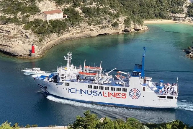 Ichnusa Lines Korsika Sardinien 2026