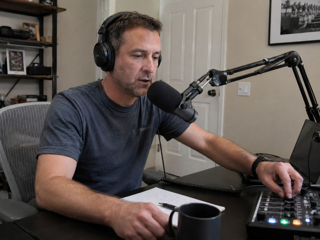 locutor de radio freelance