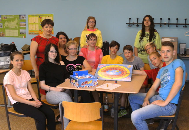 Spielend Russisch lernen 2014 - die Teilnehmer der Vincent-van-Gogh-Schule