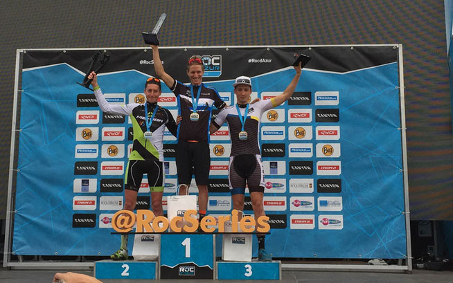 Podium Roc Marathon mit Simon Stiebjahn (r.) © Team Bulls