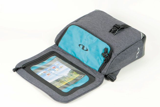 Die Norwich-Lenkertasche rlaubt bequeme Navigation per Tablet-Rechner.