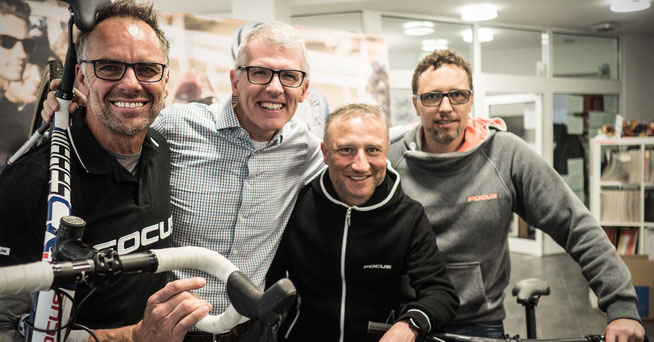 V.l.n.r.: Mike Kluge, Thomas Raith (CEO Derby Cycle), Marc Faude (Director Product Unit Performance), Martin Schamböck (Director Brand Management FOCUS) © Derby Cycle