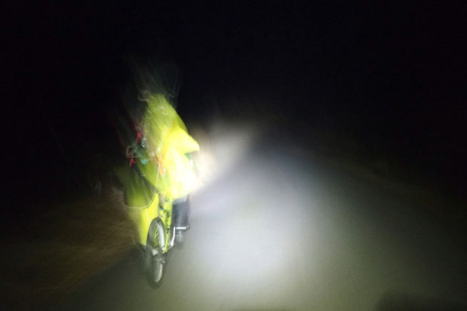 真夜中の自転車走行