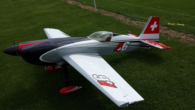 Extra 330sc, 260cm Spannweite, Motor RCGF-120