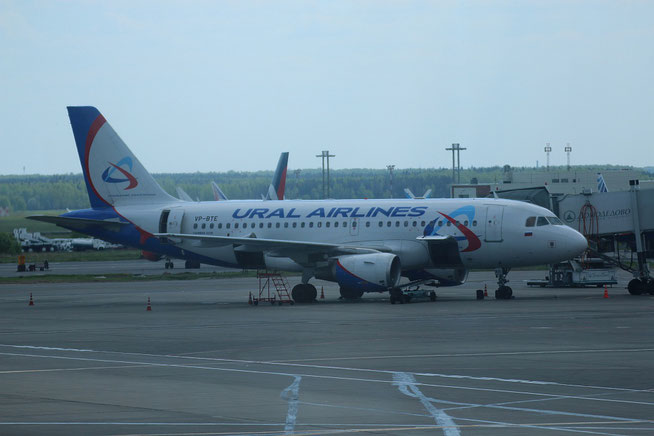 A 319-112  " VP-BTE "  Ural Airlines -1