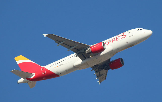 A 320-214 " EC-JSK "  IBERIA -3