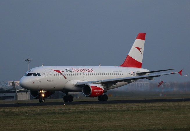 A 319-112 " OE-LDE " Austrian Airlines -1