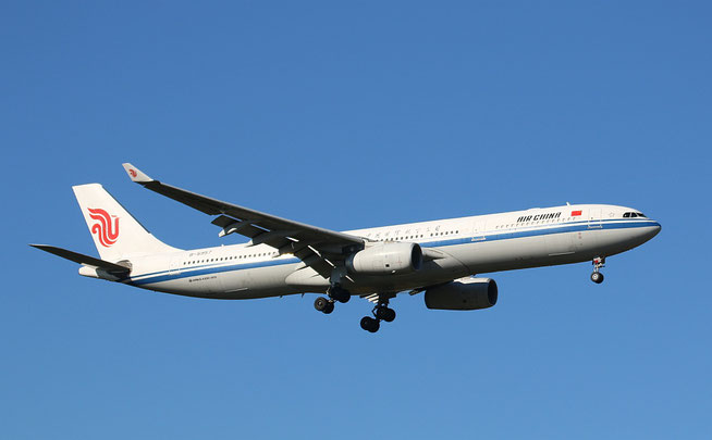 A 330-343  " B-5957 "  Air China -1