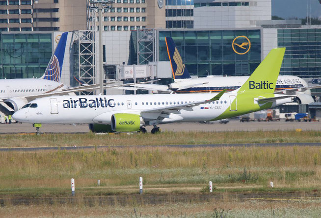 A 220-300  " YL-CSC "  Air Baltic -1